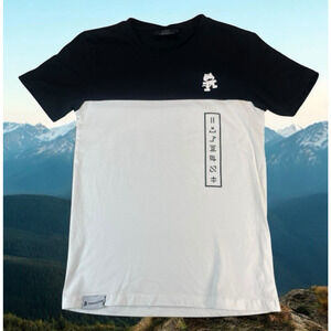 Monstercat T-Shirt Men’s Size Small Black White EDM Streetwear